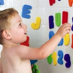 Munchkin Badspeelgoed - Bathletters & Numbers - 36 Letters En Getallen Voor In Bad -Aanbiedingen badspeelgoed Winkel 550x391 1
