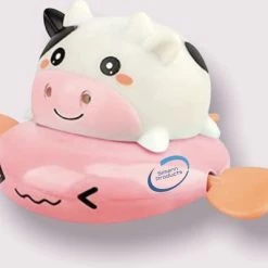 Simann Products Badspeelgoed Koe - Opwindbaar Bad/Zwembad Speelgoed - Kleur Roze - Water Spuitende Koe - Baby En Peuter -Aanbiedingen badspeelgoed Winkel 550x400 4