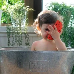 Oli & Carol Oli And Carol- Badspeeltje- Bijtspeeltje- Natuurlijk- Meloen -Aanbiedingen badspeelgoed Winkel 550x550 402