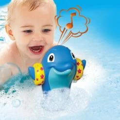 TOMY Dolfijn Waterspuitertje - Badspeelgoed -Aanbiedingen badspeelgoed Winkel 550x726 1