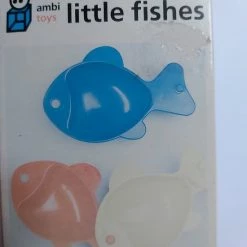 Ambi Toys Ambi Toy's - Three Little Fiches - Europlastic 1984 - Retro -Aanbiedingen badspeelgoed Winkel 550x737 7